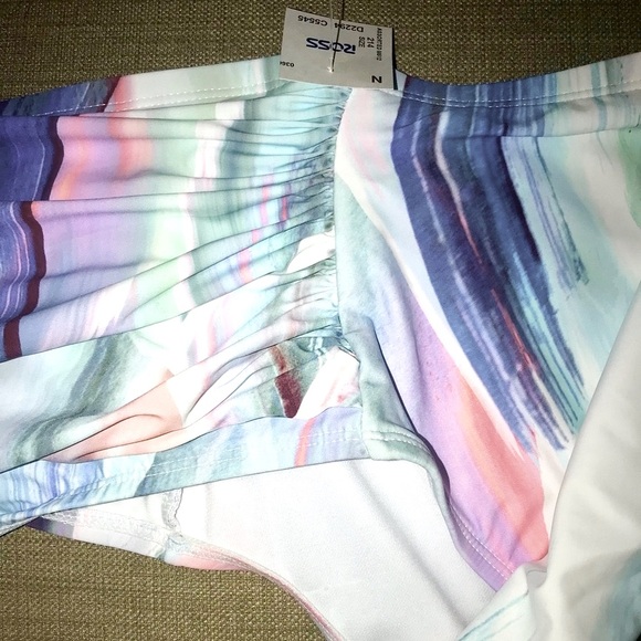 NWT Women’s abstract ruched high-waist swimsuit comfortable stretch bottoms, 16W - Picture 5 of 12